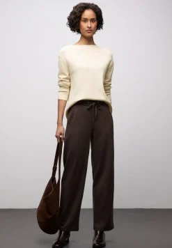 Softer Basic Pullover