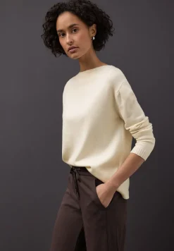 Softer Basic Pullover