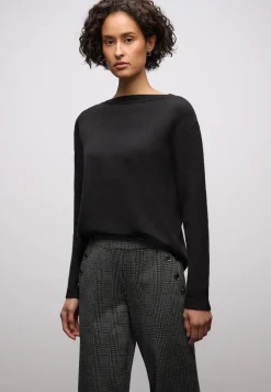 Softer Basic Pullover