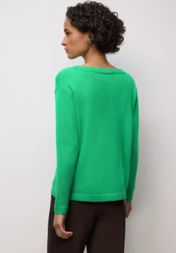 Softer Basic Pullover