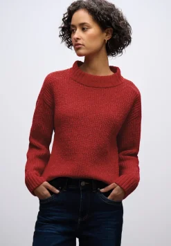 Softer Chenille Pullover