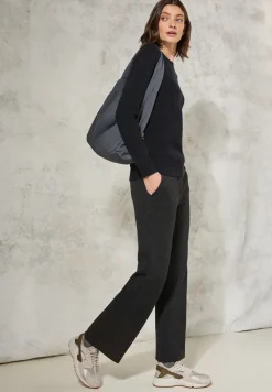 Softer Strukturpullover