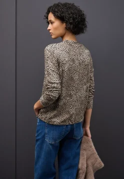 Softes Leo-Shirt
