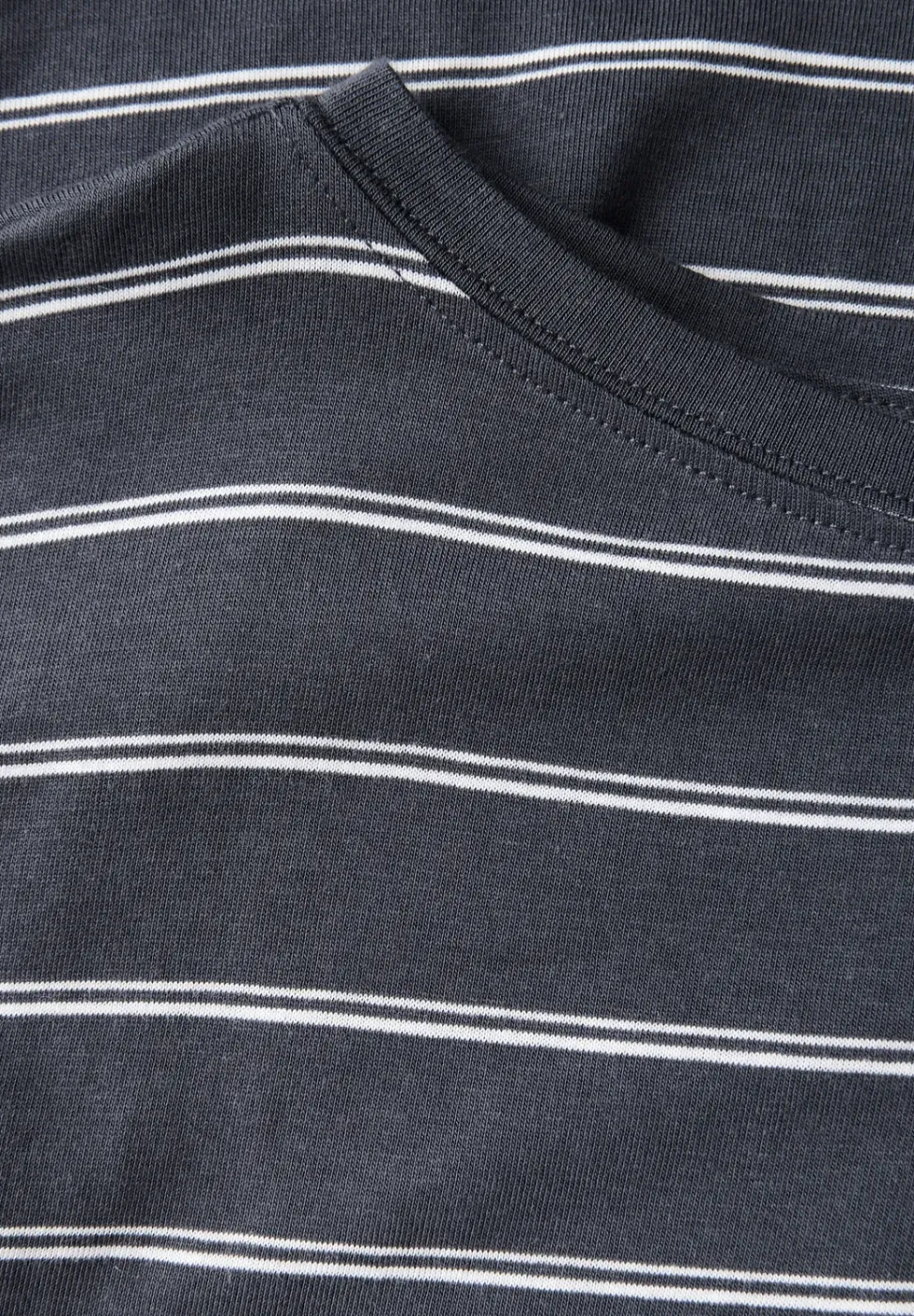 Softes T-Shirt mit Streifen