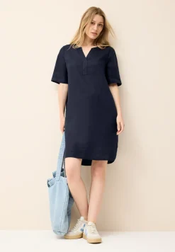 Split Neck Leinenkleid