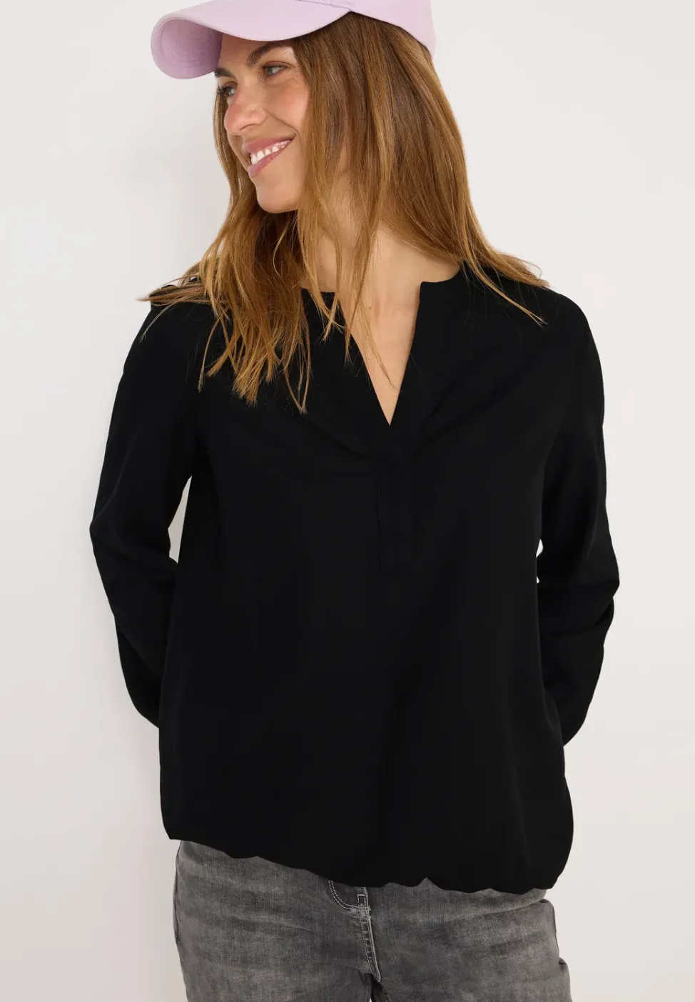 Split Neck Bluse