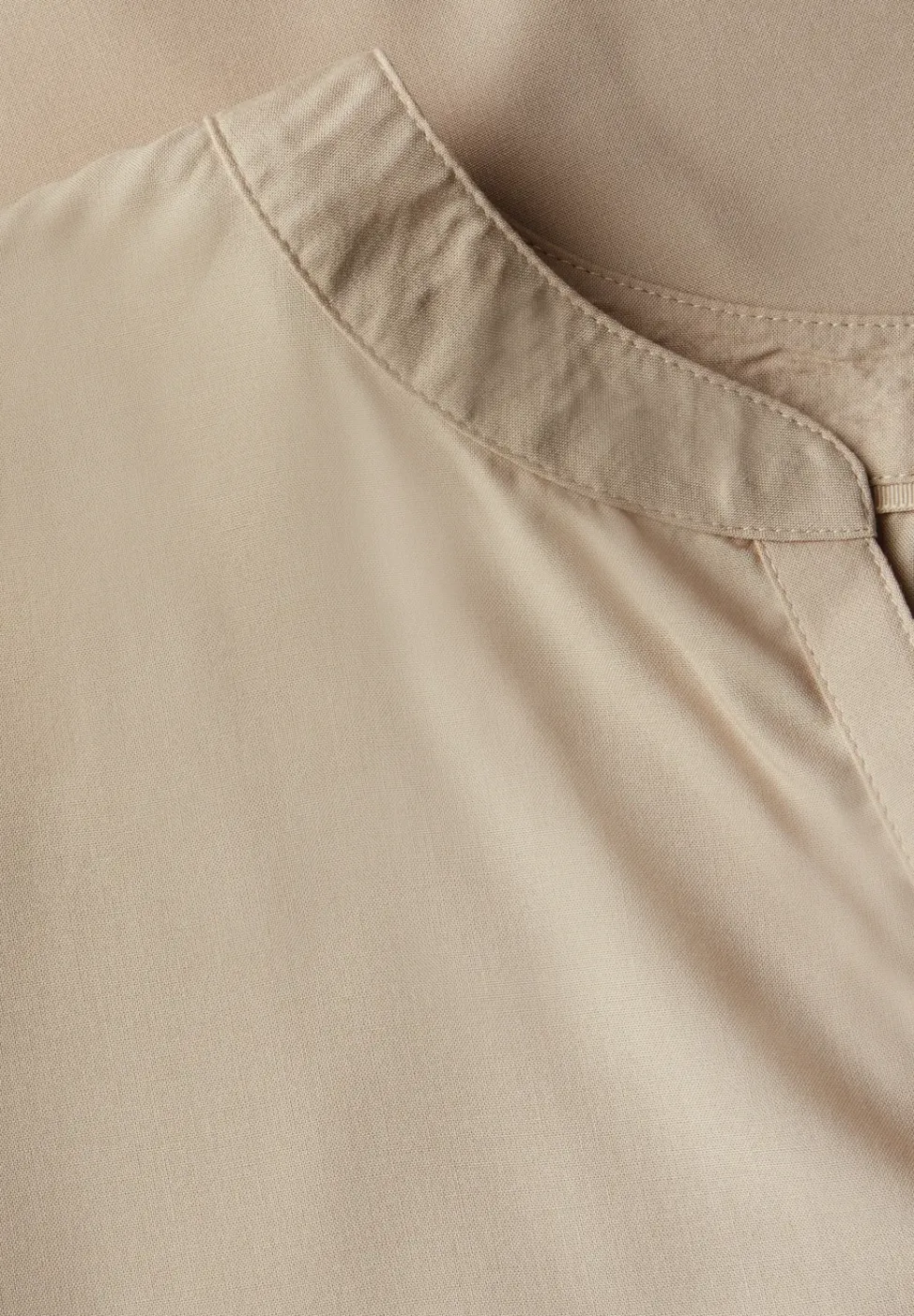 Split Neck Bluse in Unifarbe