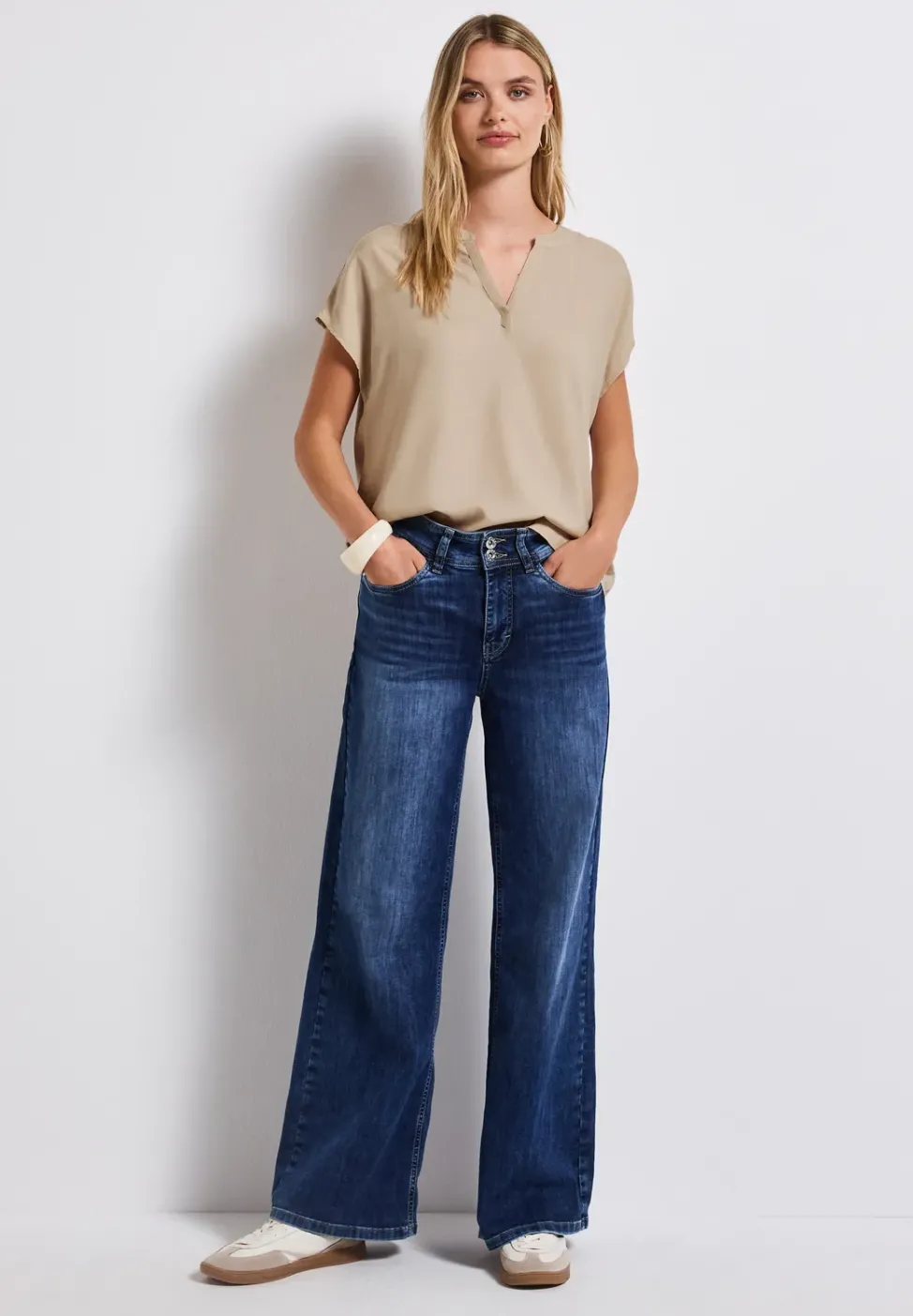 Split Neck Bluse in Unifarbe
