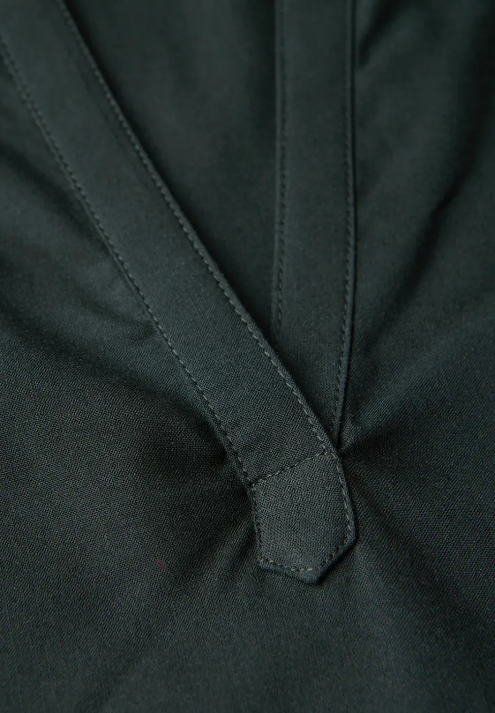 Split Neck Bluse in Unifarbe