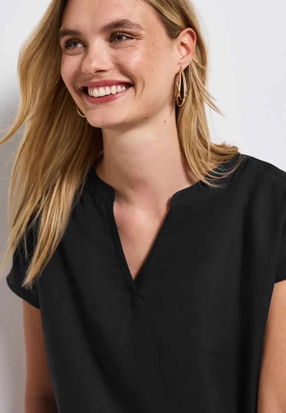 Split Neck Bluse in Unifarbe