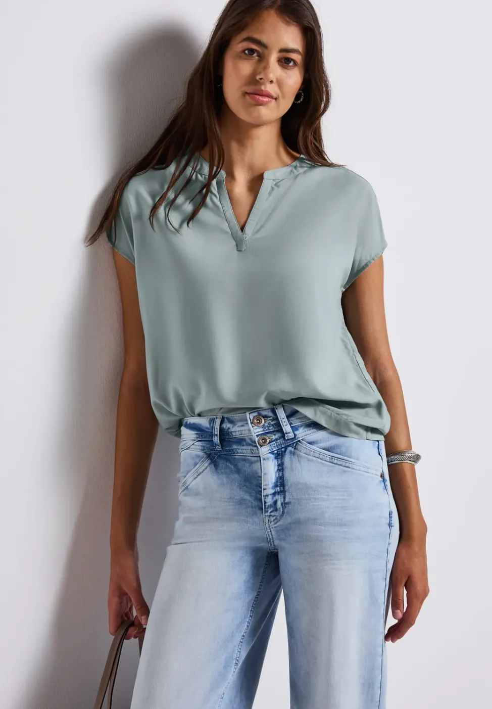 Split Neck Bluse in Unifarbe