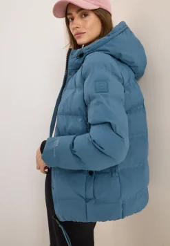 Sportive Jacke mit Kapuze