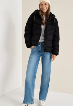 Steppjacke mit Kapuze