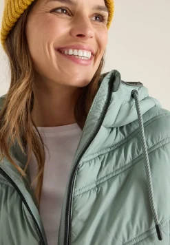 Steppjacke mit Kapuze