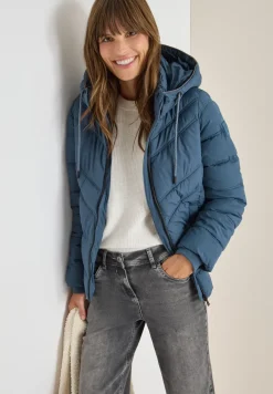 Steppjacke mit Kapuze