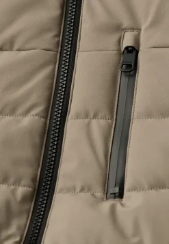 Steppjacke mit Stehkragen