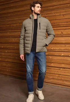 Steppjacke mit Stehkragen