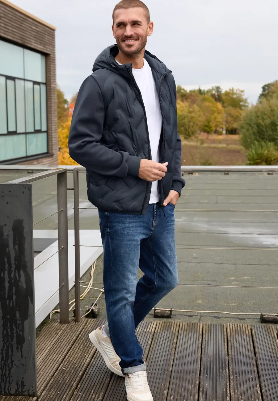 Steppjacke mit Sweat-Ärmeln