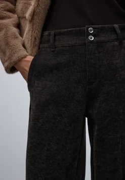 Straight Leg Cordhose