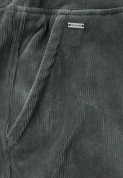 Straight Leg Cordhose