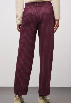 Straight Leg Hose