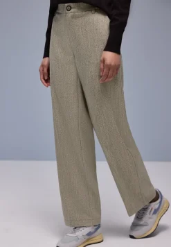 Straight Leg Hose