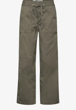 Straight Leg Hose in Hose Papertouchware