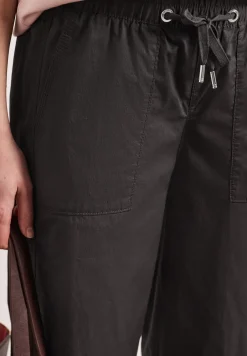 Straight Leg Hose in Hose Papertouchware