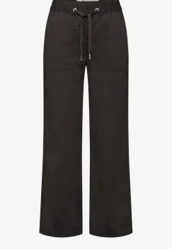 Straight Leg Hose in Hose Papertouchware