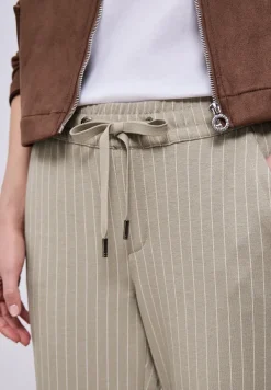 Straight Leg Hose mit Streifen