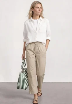 Straight Leg Hose mit Turn-Up-Detail