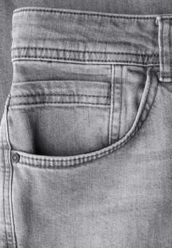 Straight Leg Jeans