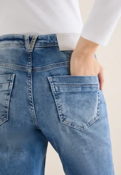 Straight Leg Jeans