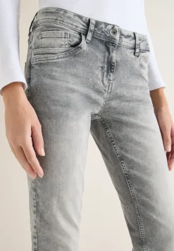 Straight Leg Jeans