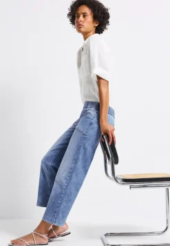 Straight Leg Jeans