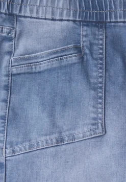 Straight Leg Jeans
