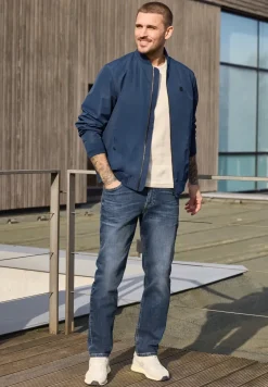 Straight Leg Jeans im Regular Fit
