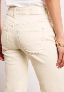 Straight Leg Jeans mit offenem Saum
