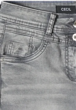 Straight Leg Jeansshorts im Slim Fit