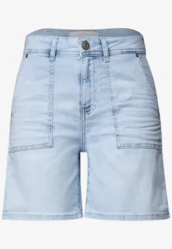 Straight Leg Shorts im Casual Fit