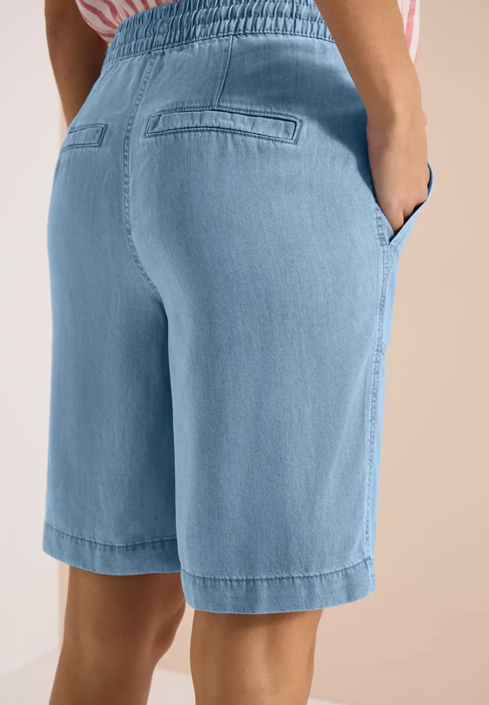Straight Leg Shorts im Washed-Look