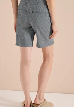 Straight Leg Shorts in Seersucker Qualität