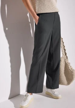 Straight Leg Twill Hose