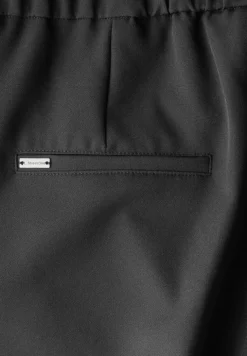 Straight Leg Twill Hose