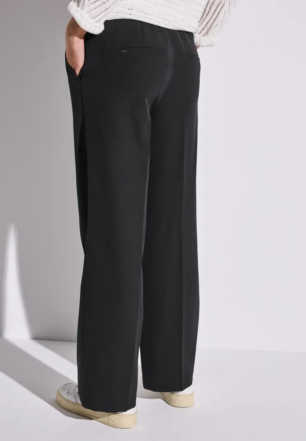 Straight Leg Twill Hose