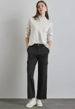 Straight Leg Cargo Hose