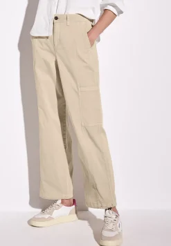 Straight Leg Cargo Hose