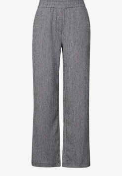 Straight Leg Crepe Hose