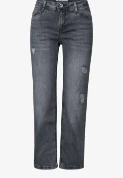 Straight Leg Destroyed Jeans