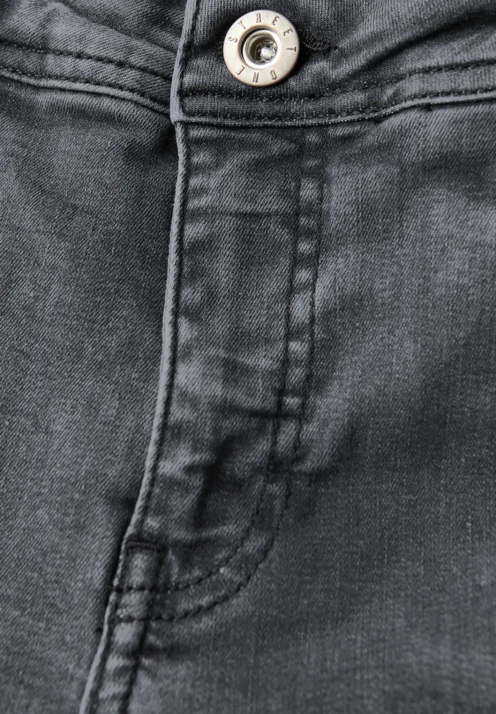 Straight Leg Destroyed Jeans